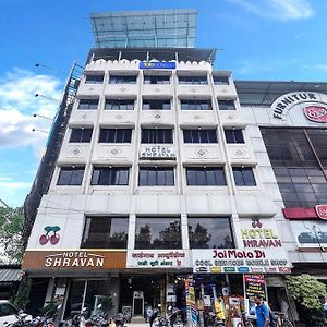 Fabhotel Shravan - Nr Eternity Mall